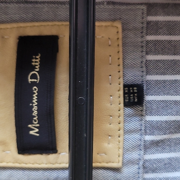 Jacket Massimo Dutti genuine sheep leather jacket, Color Cream Yellow, Size XS - Picture 4 of 15